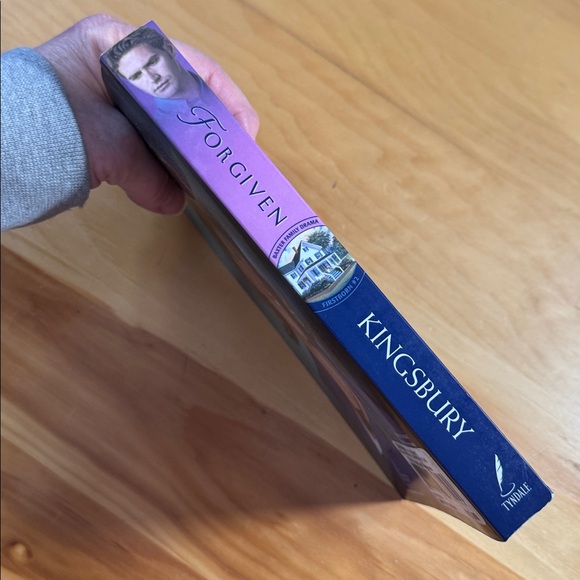 🌈2/$8  Forgiven #7 The Baxters Series - Picture 3 of 12